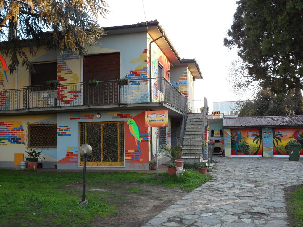 Tropical Bed&Breakfast Lucca Eksteriør billede